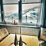 Haus Central Guest house 4*