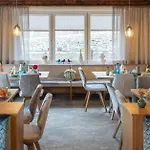Haus Central Guest house 4*