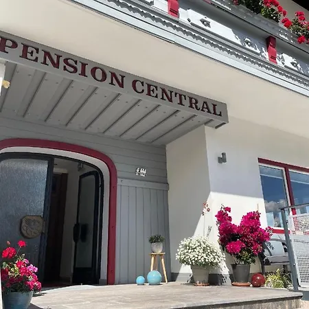 Haus Central Πανσιόν 2*