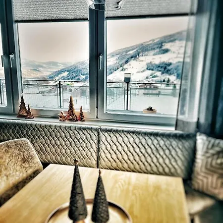 Haus Pensionat 4*