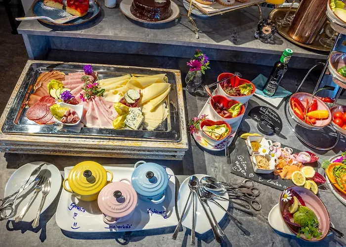 豪斯中央旅馆 招待所 斯拉德明