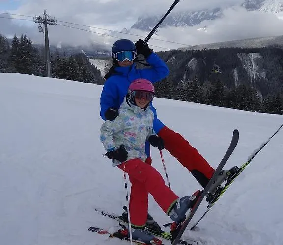 豪斯中央旅馆 招待所 斯拉德明